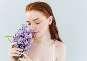 Весенний детокс кожи: как обновить лицо дома с помощью науки, пробиотиков и пептидов?